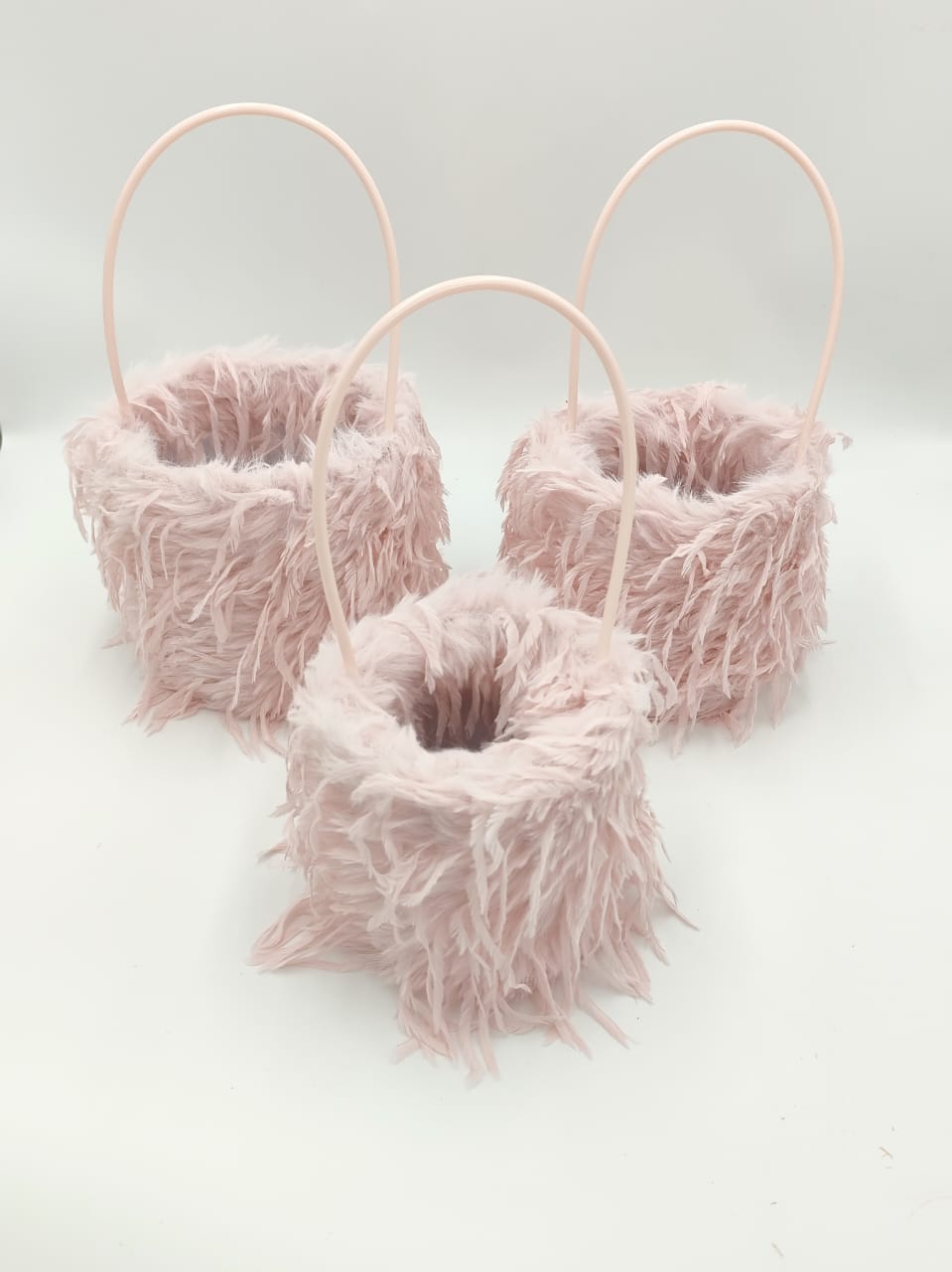 PINK FLUFFY GIFT BASKET